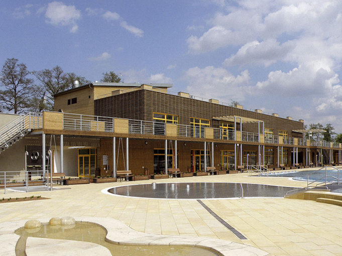 Hradec Kralove swimming baths 1 thumbnail