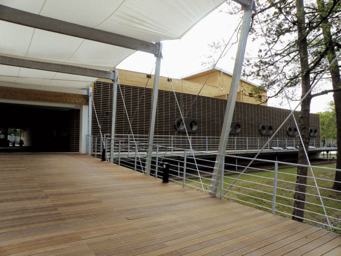 Hradec Kralove swimming baths 3 thumbnail