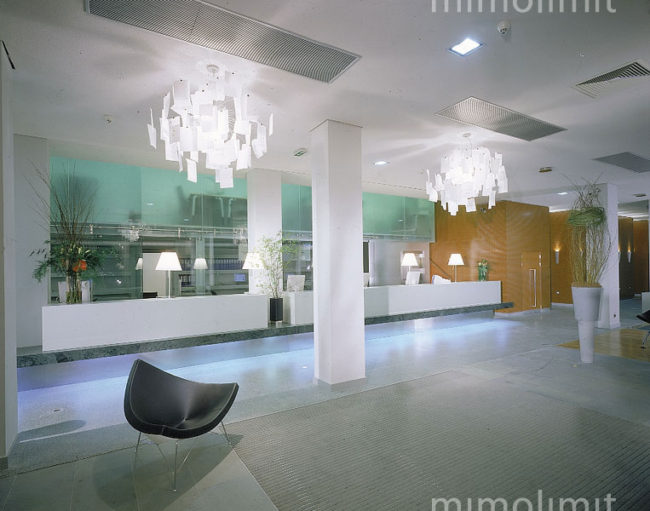 hotel Holiday inn 2 thumbnail